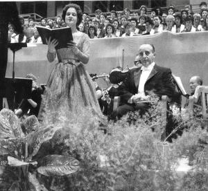 Bonnie-singing-Messiah-with-University-Singers-in-1960-6824dc25